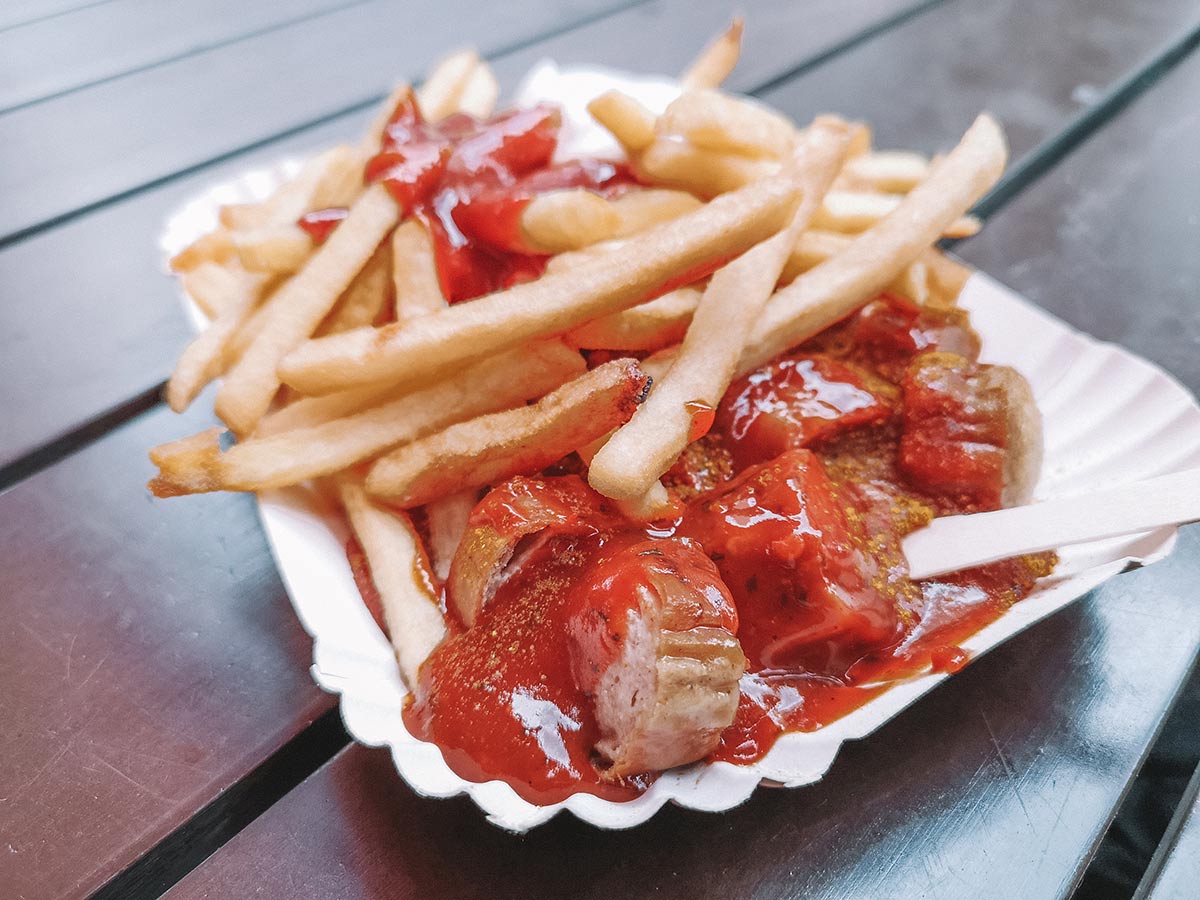 How to spend a weekend in Berlin | Travel Blog | Things to do | currywurst