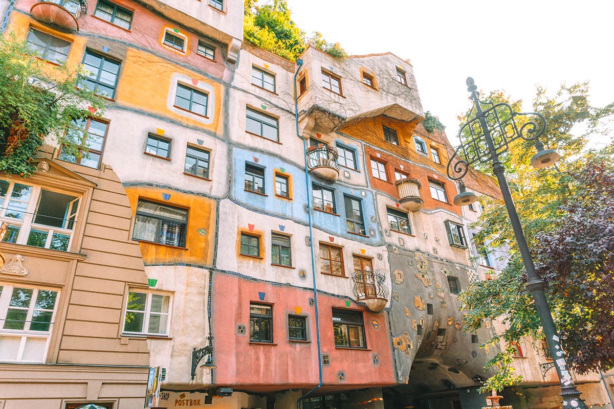 Things to do in Vienna, Austria on a budget | Travel Guide | Hundertwasserhaus