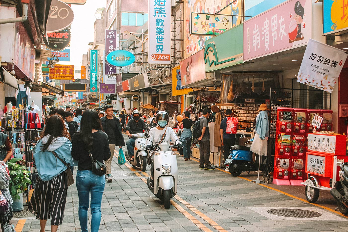 Top things to do in Tainan, Taiwan blog post | Guohua Street