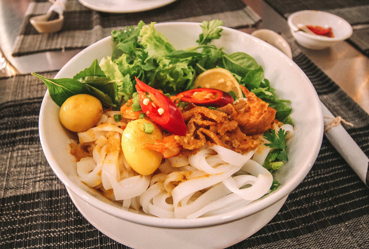 Hoi An food guide | The best street food to try in Hoi An, Vietnam blog post | mi quang