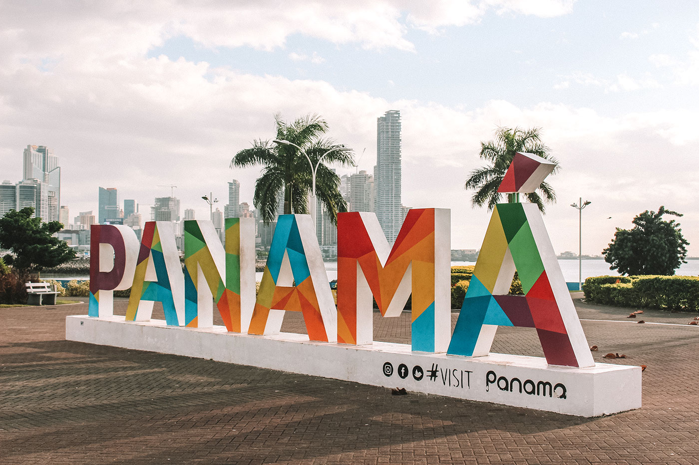 5 Easy Walks Around Panama City |  Cinta Costera