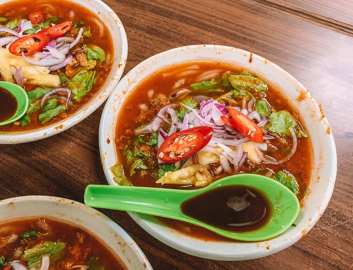 Top foods to try in Georgetown - Penang, Malaysia blog post | Penang Asam Laksa