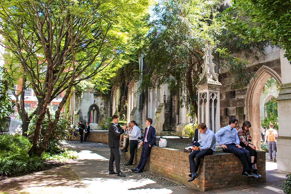 Visiting St. Dunstan in the East Church Garden and Ruins in London