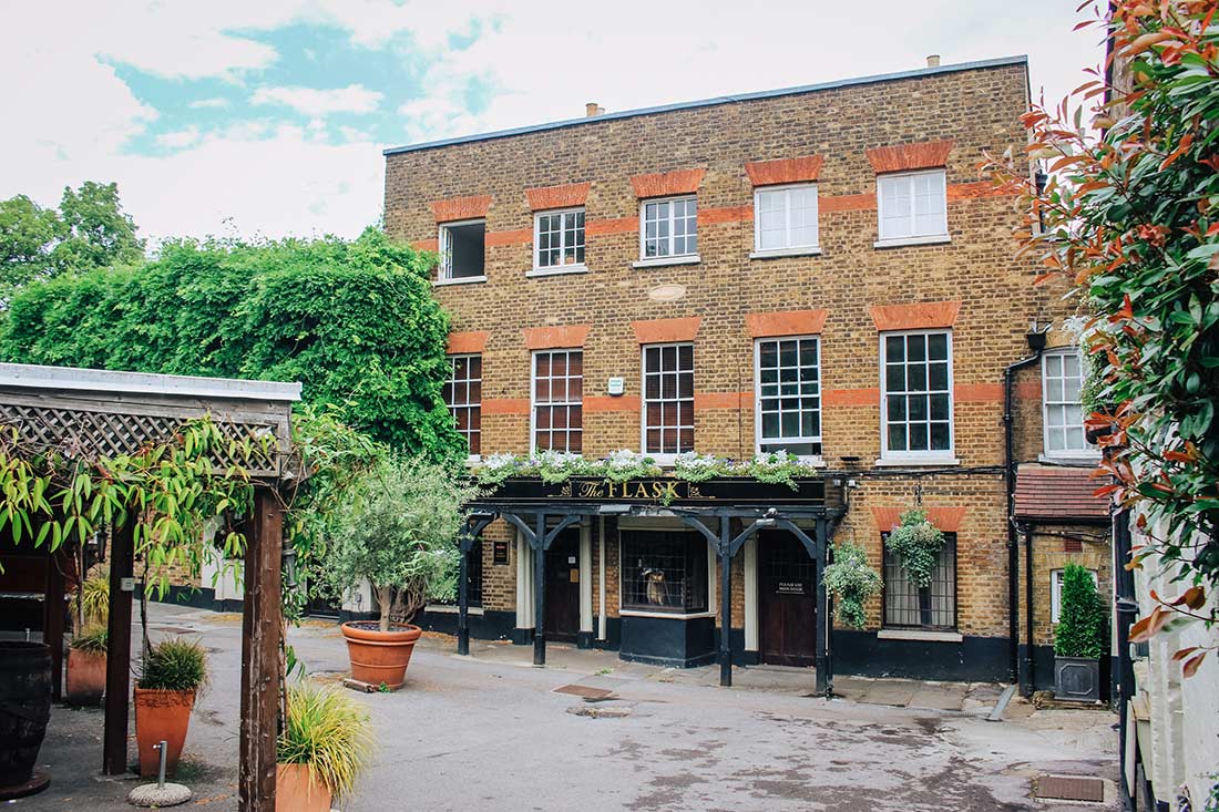 The Flask pub, London - travel guide