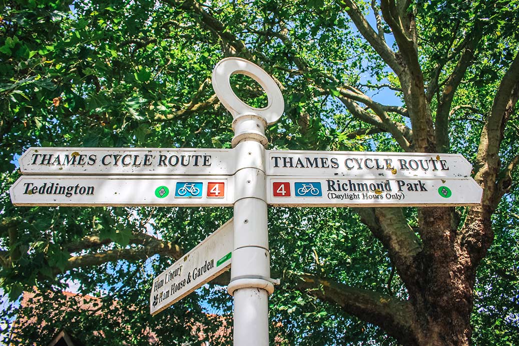 Thames Cycle Route sign Richmond Teddington London
